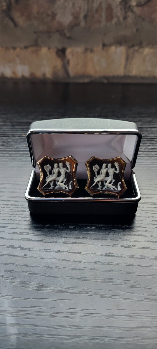 BROWN AND WHITE CUFFLINKS